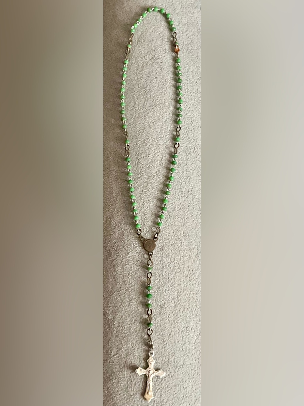 Vintage Tiny Green Beaded Glass Rosary - 8-1/4” - Picture 2 of 10